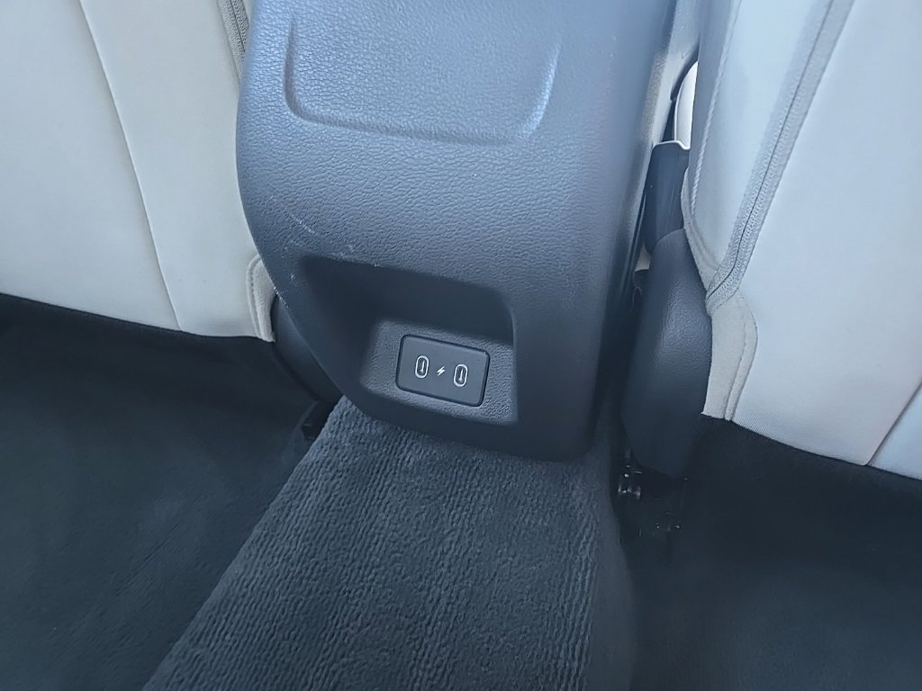 Used 2025 Hyundai Sonata SEL FWD image 33