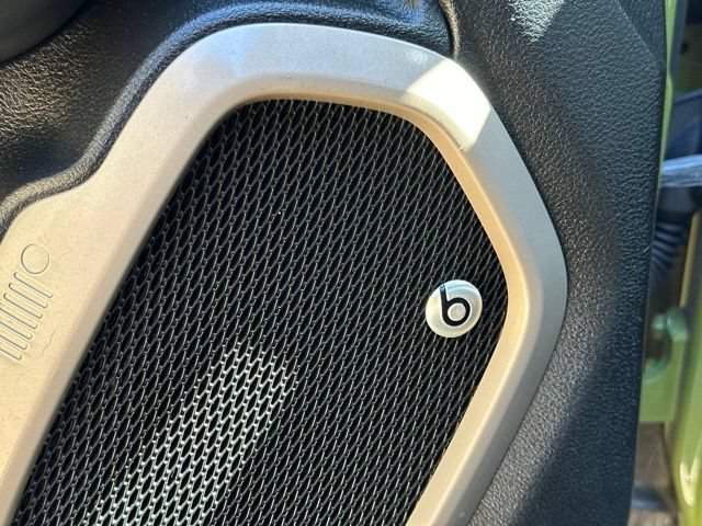 Used 2016 Jeep Renegade 75th Anniversary AWD/4WD image 13