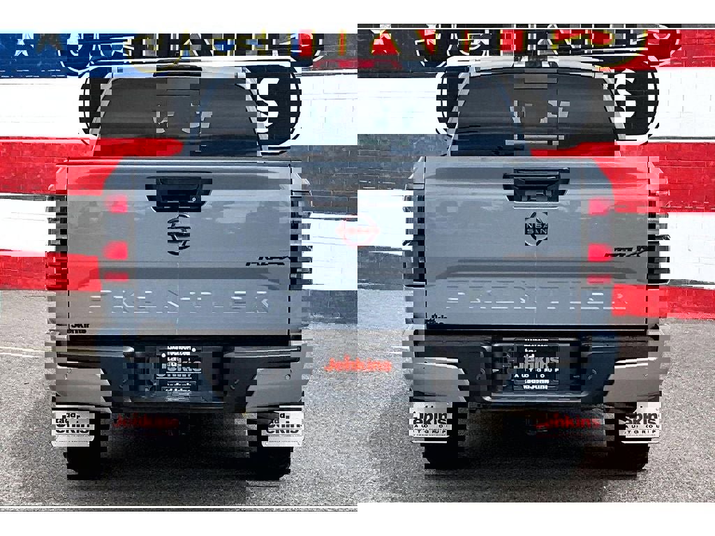 Used 2024 Nissan Frontier PRO-4X w/ Pro Premium Package AWD/4WD image 4