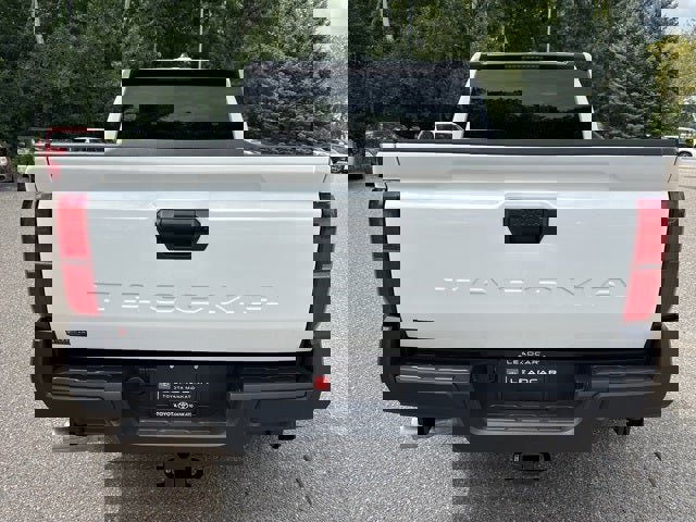 Used 2025 Toyota Tacoma SR image 8