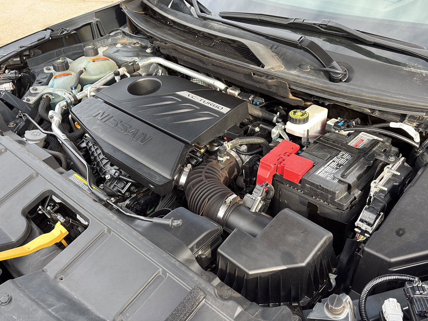 Used 2023 Nissan Rogue S image 5