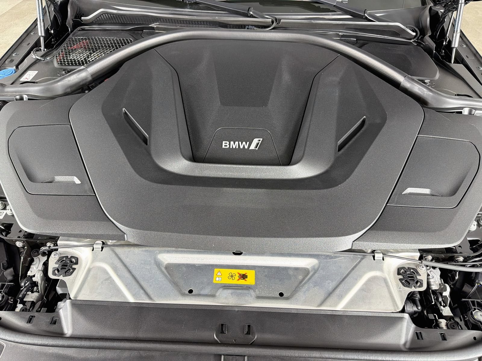 Used 2023 BMW i4 eDrive40 w/ Premium Package RWD image 32