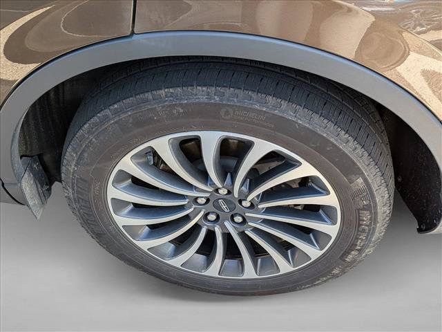 Used 2022 Lincoln Aviator Reserve w/ Equipment Group 201A AWD/4WD image 5