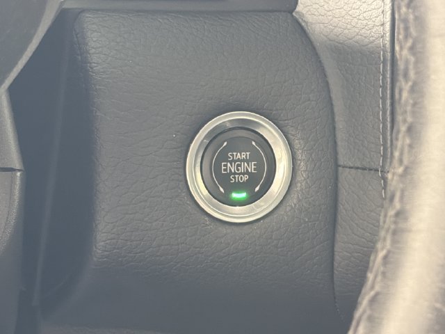 Used 2022 GMC Yukon Denali RWD image 9