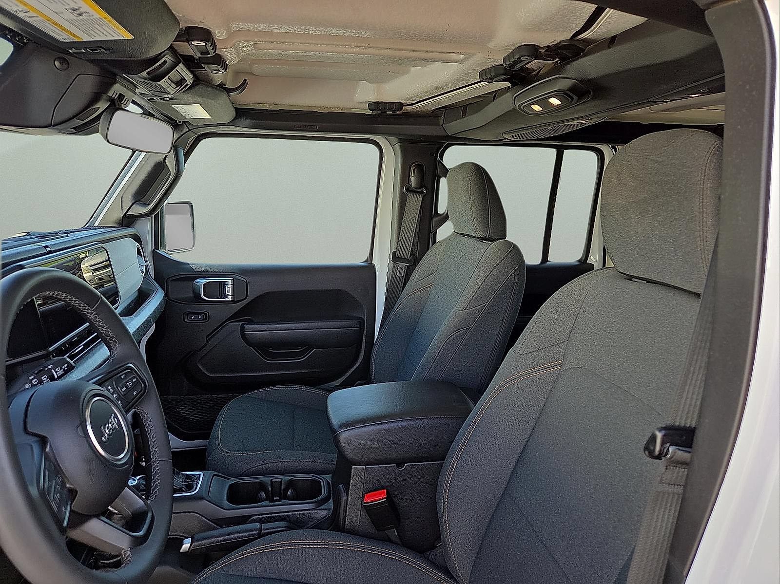 Used 2025 Jeep Wrangler Unlimited Sport AWD/4WD image 9