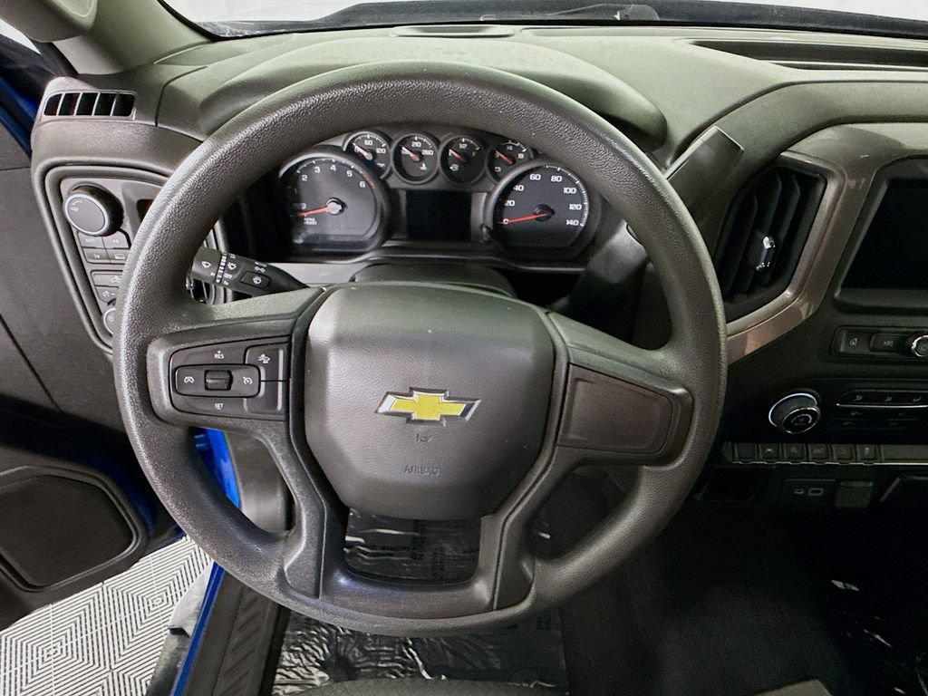 Used 2022 Chevrolet Silverado 1500 Custom w/ LPO, Dark Essentials Package AWD/4WD image 18