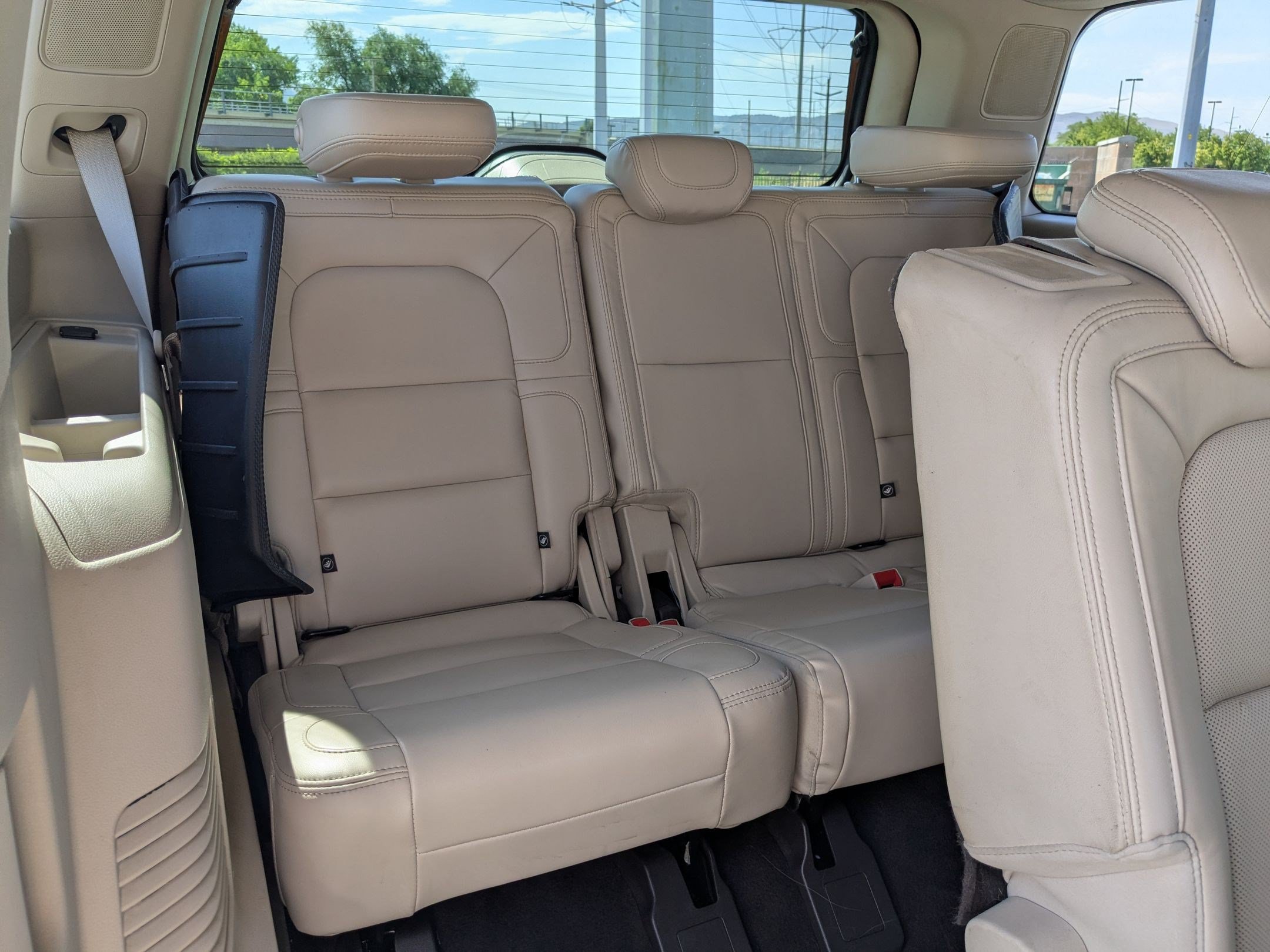 Used 2020 Lincoln Navigator Reserve w/ Luxury Package AWD/4WD image 29