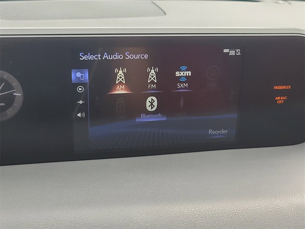 Used 2022 Lexus UX 200 F Sport image 21