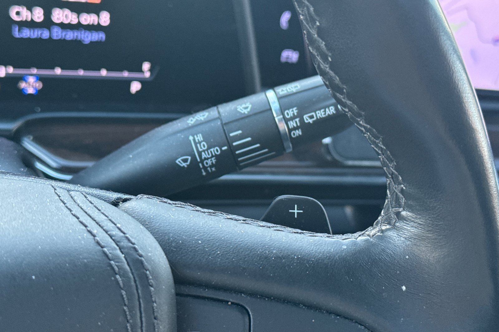 Used 2023 Cadillac Escalade Sport Platinum w/ LPO, ONYX Package image 38