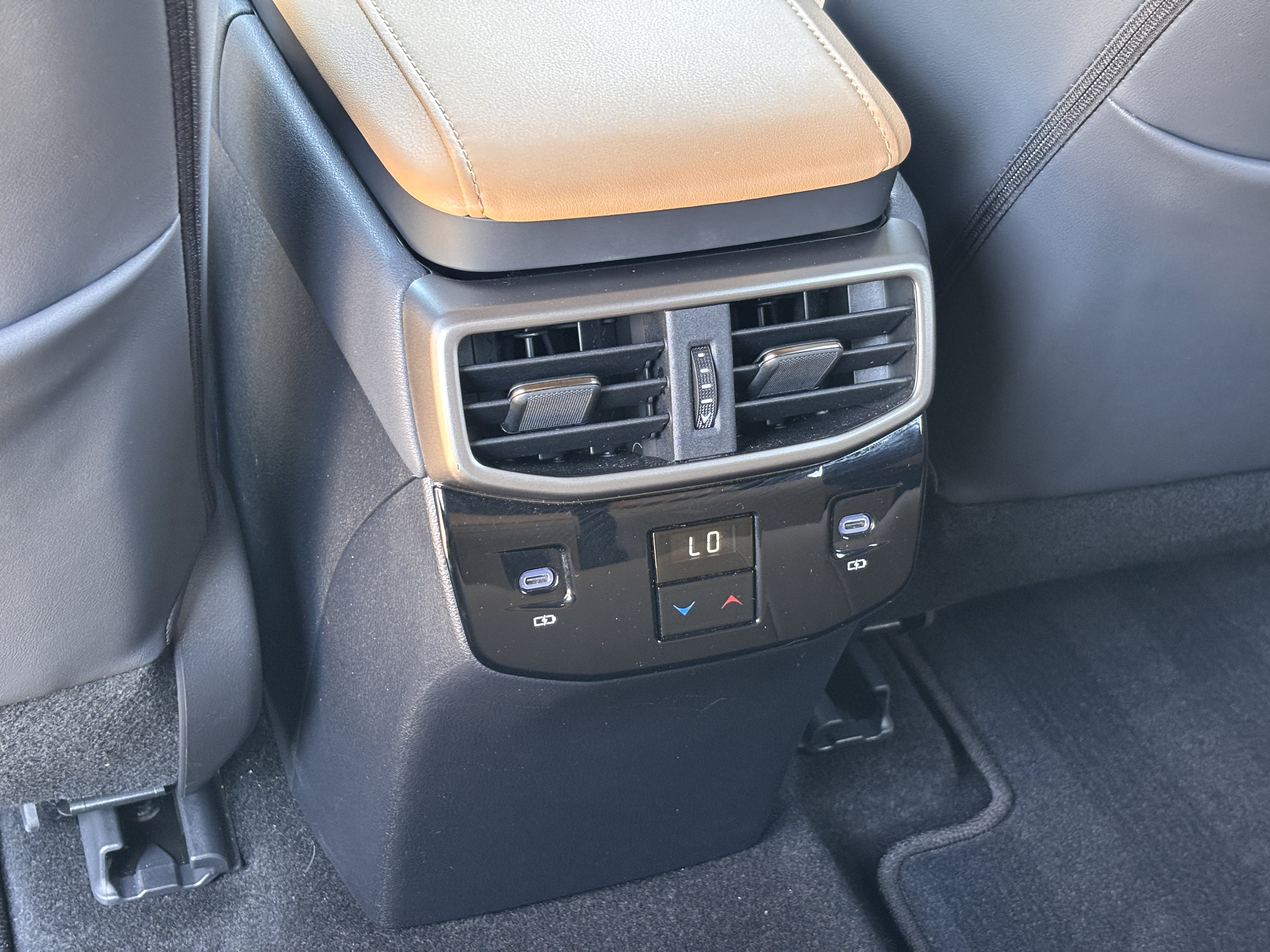 Used 2026 Lexus RX 350 Premium Plus w/ Accessory Package (Z1) FWD image 34