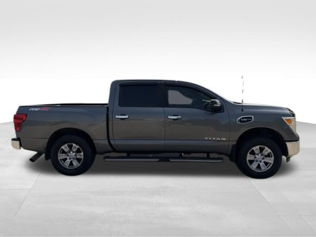 Used 2017 Nissan Titan S AWD/4WD image 8
