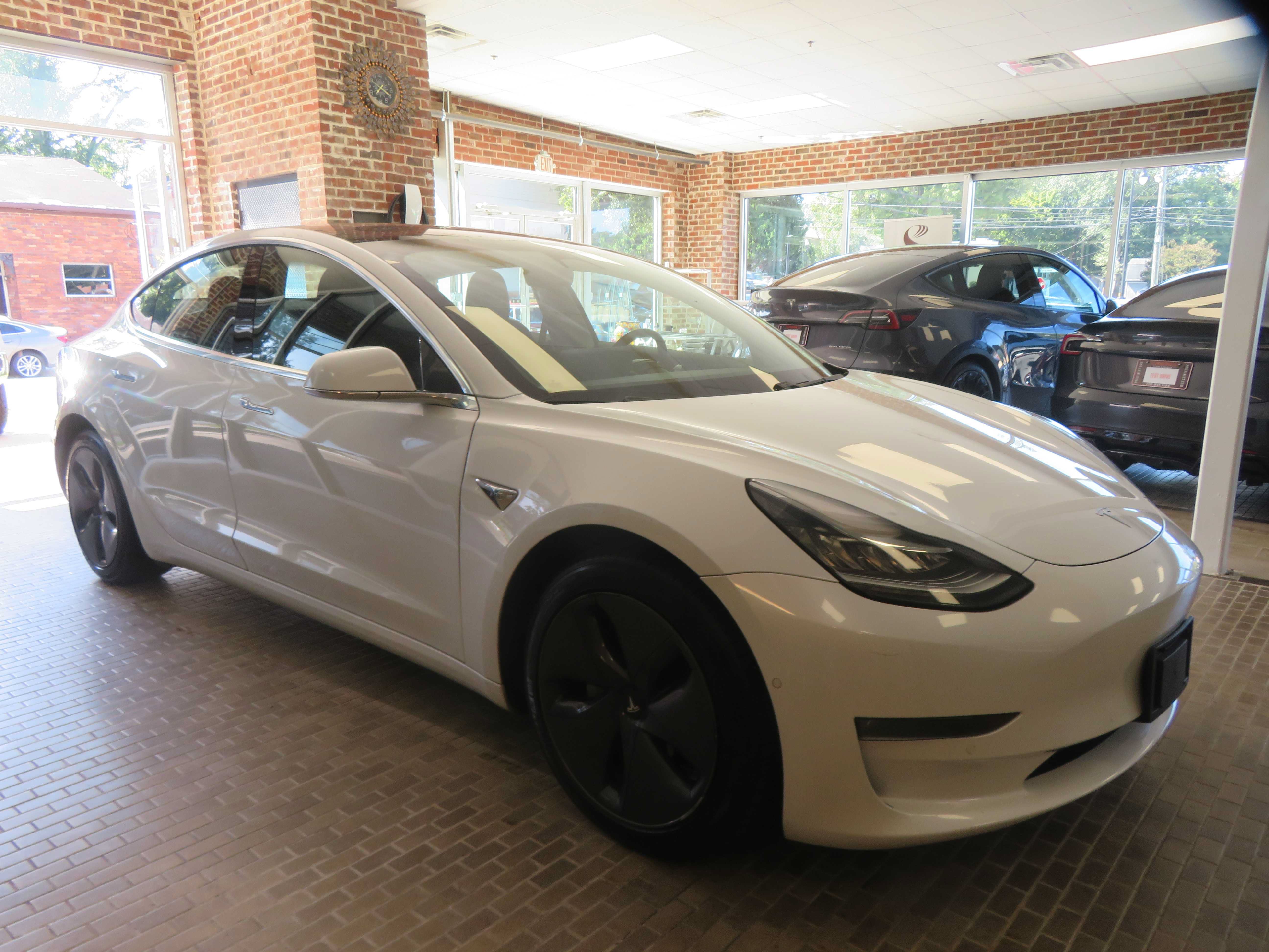 Used 2018 Tesla Model 3 Long Range AWD/4WD image 61