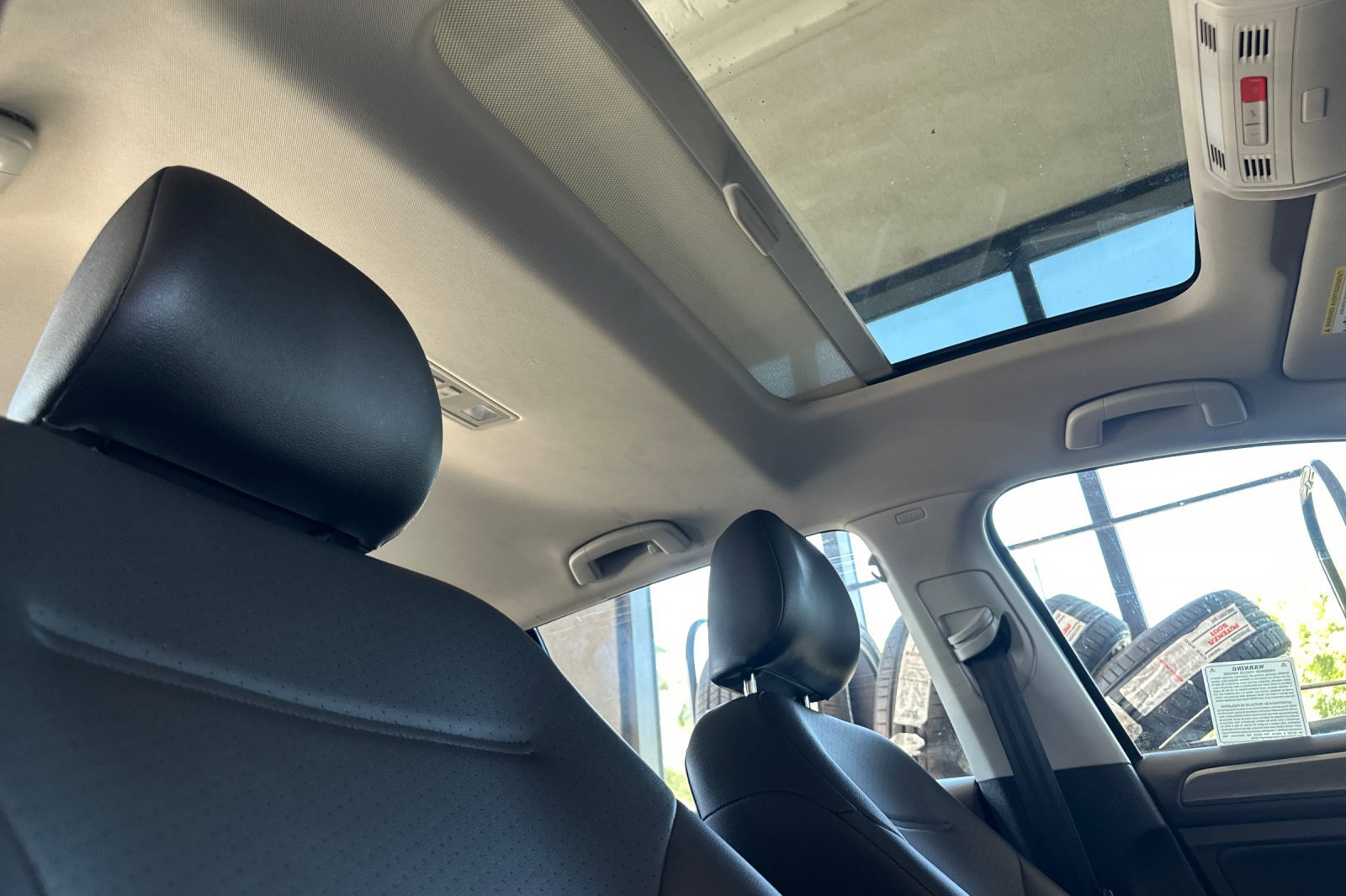 Used 2019 Volkswagen Golf SE w/ Driver Assistance Package FWD image 17