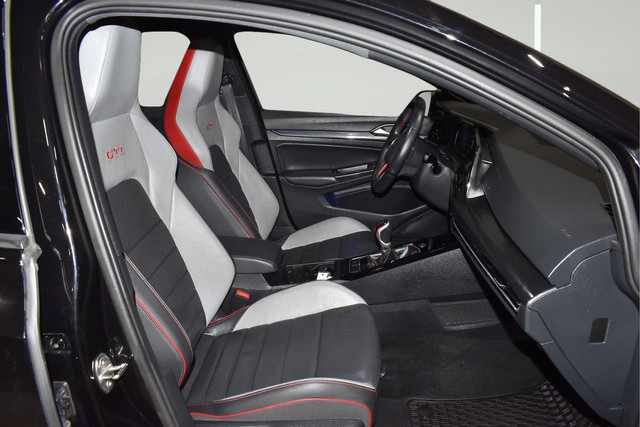 Used 2024 Volkswagen GTI Autobahn FWD image 15