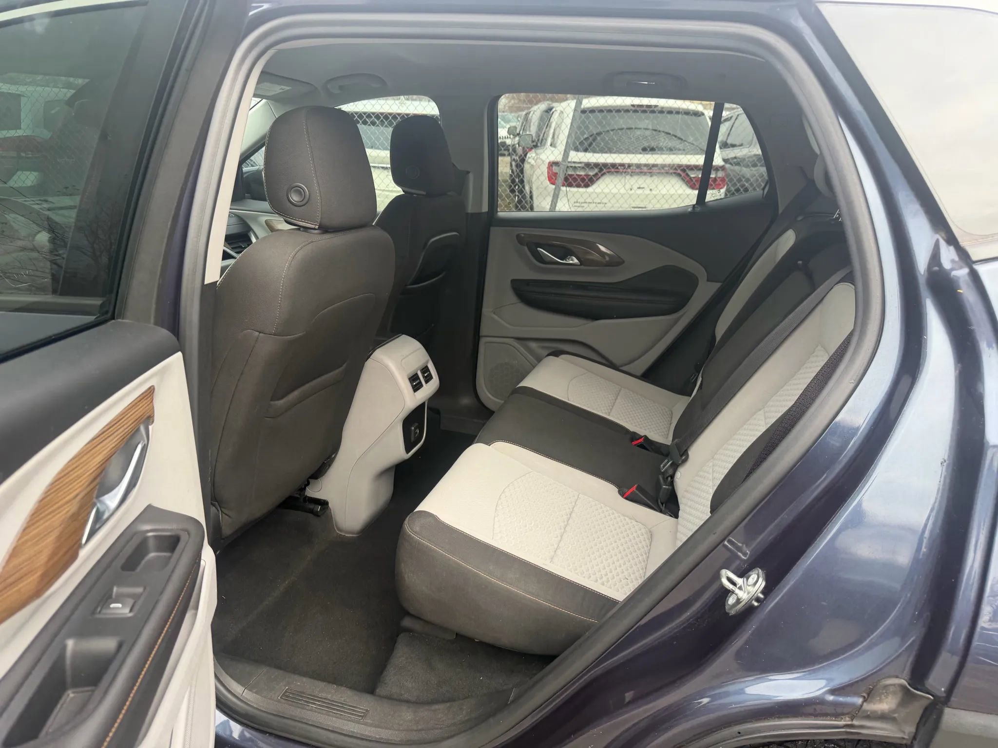 Used 2018 GMC Terrain SLE image 15