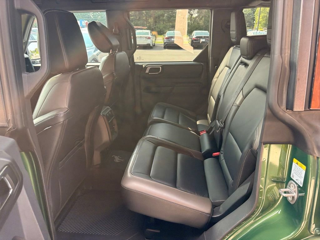 Used 2025 Ford Bronco Outer Banks AWD/4WD image 15
