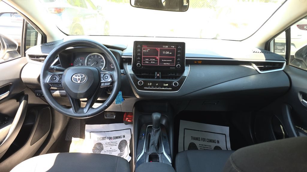 Used 2021 Toyota Corolla LE FWD image 24