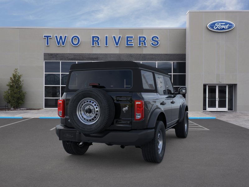 New 2025 Ford Bronco 4-Door image 8