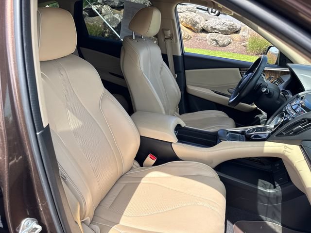 Used 2019 Acura RDX w/ Advance Package AWD/4WD image 11