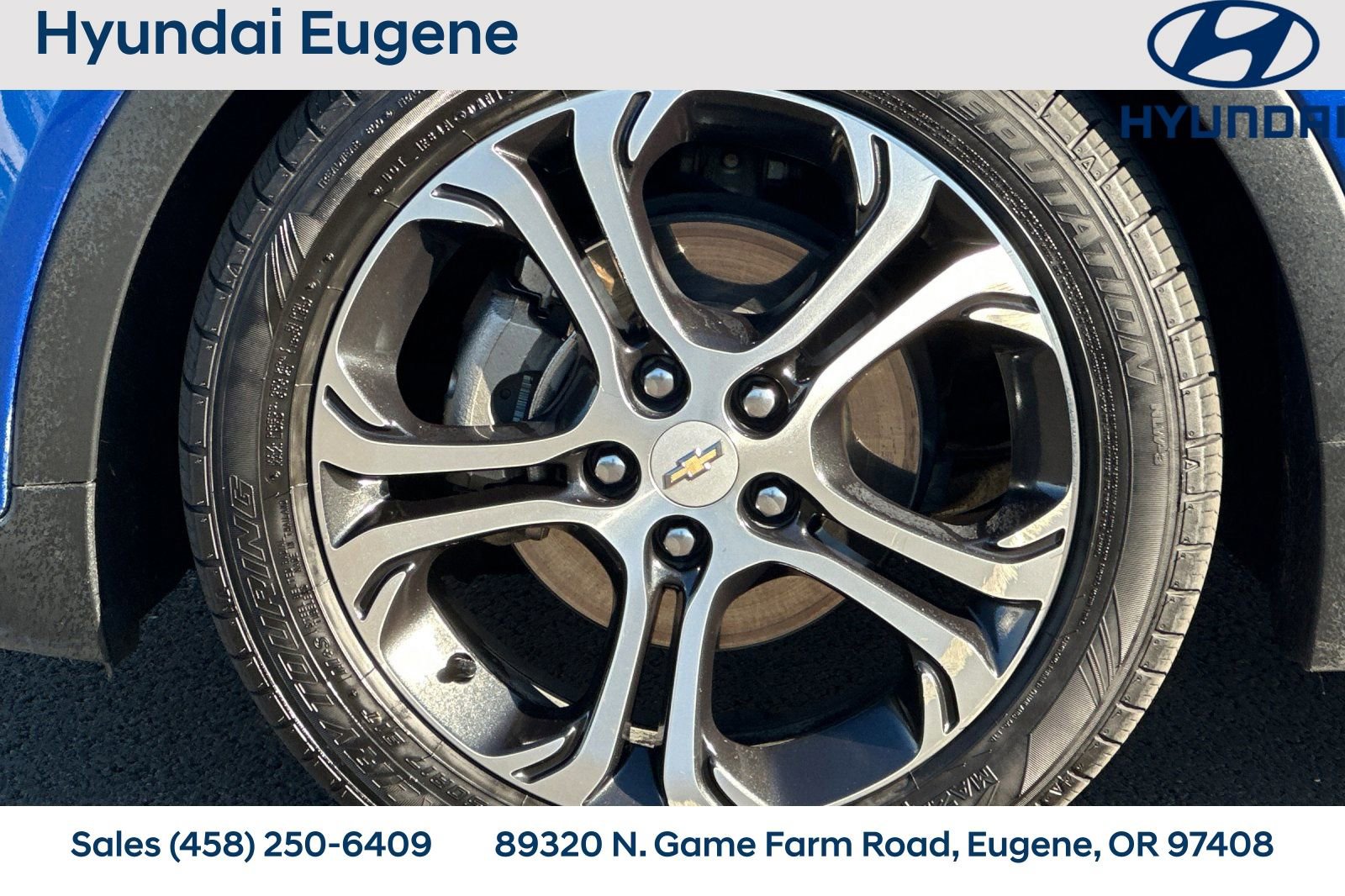 Used 2017 Chevrolet Bolt Premier w/ Driver Confidence II Package image 39