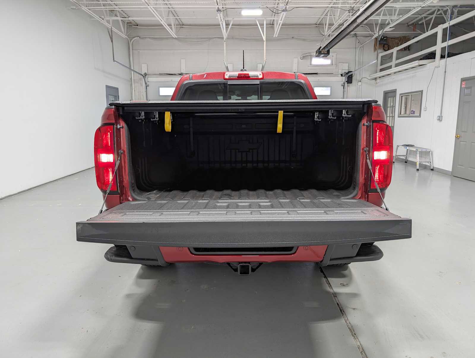 Used 2021 Chevrolet Colorado Z71 AWD/4WD image 41