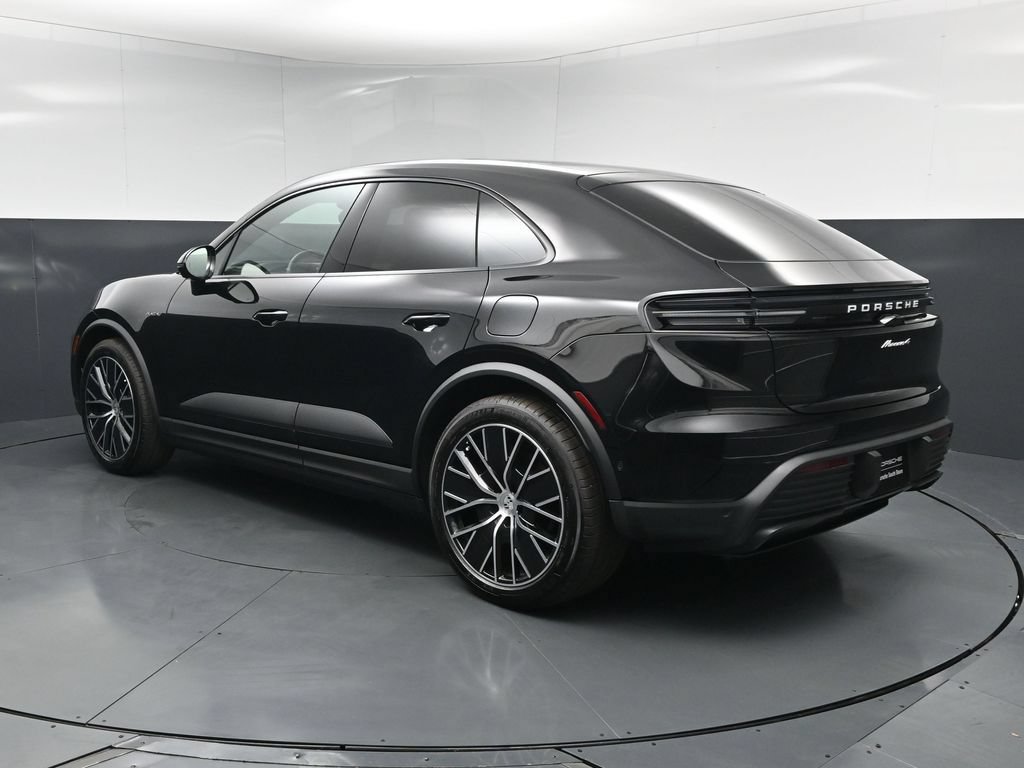 New 2026 Porsche Macan 4 Electric AWD/4WD image 3