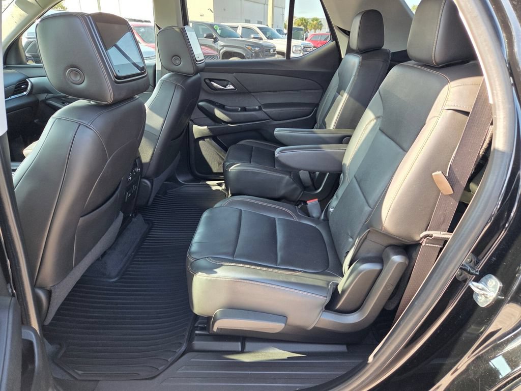 Used 2020 Chevrolet Traverse Premier FWD image 9