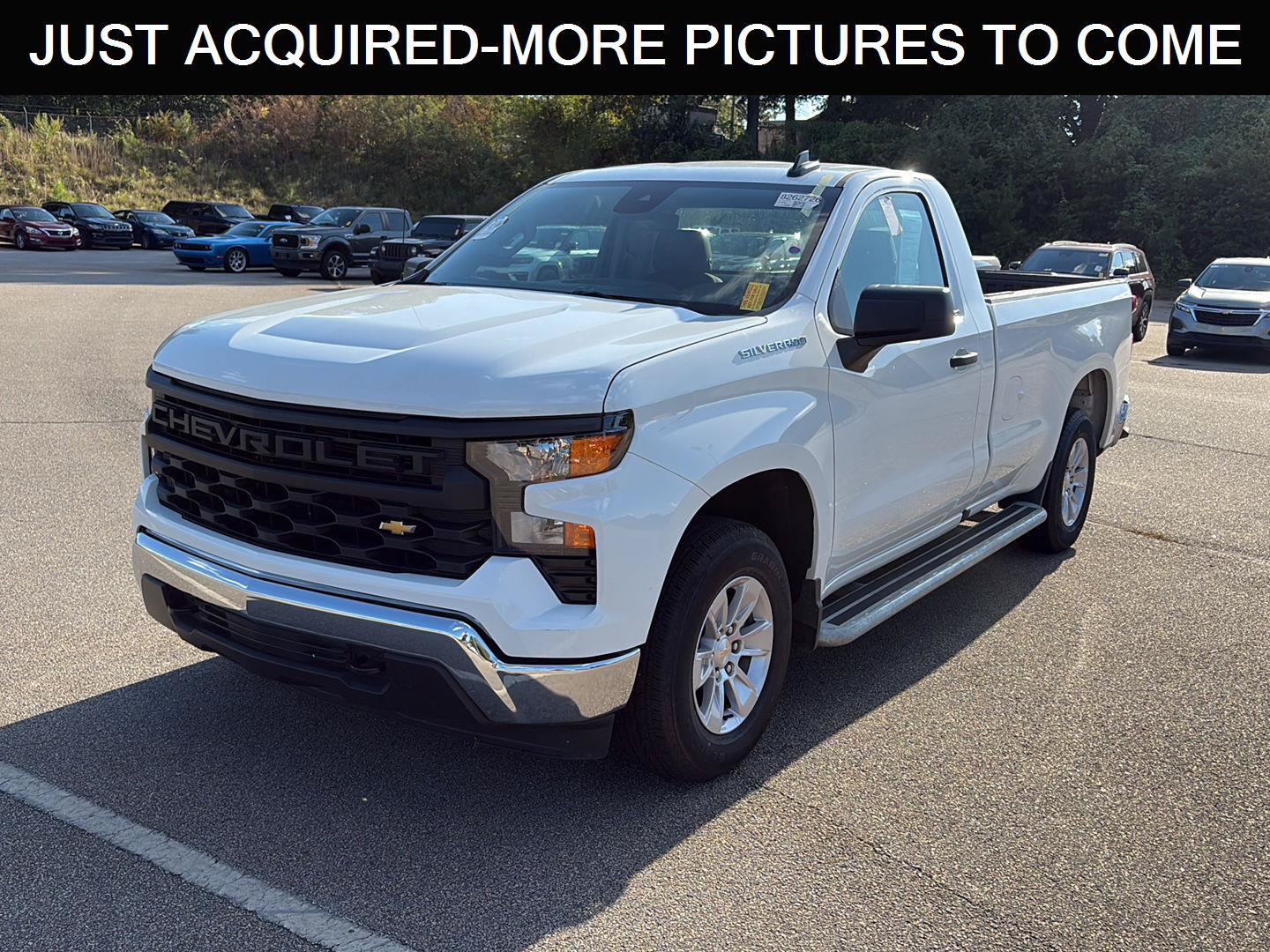 Used 2025 Chevrolet Silverado 1500 W/T RWD image 1