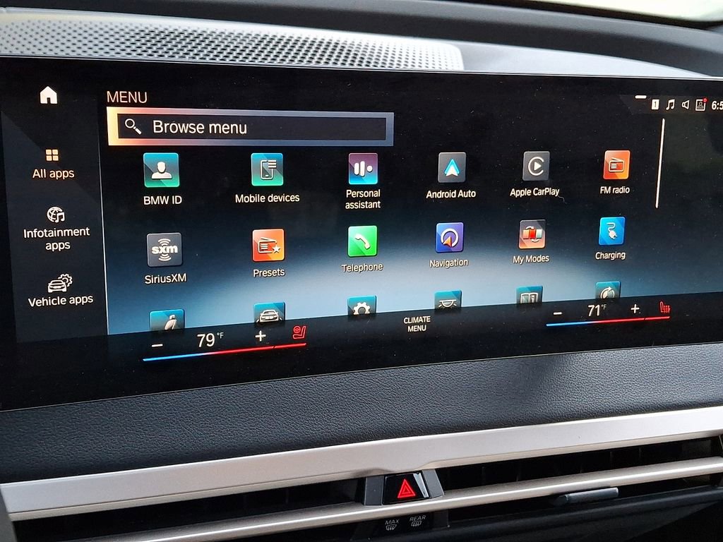 Used 2023 BMW iX xDrive50 w/ Sport Package AWD/4WD image 14