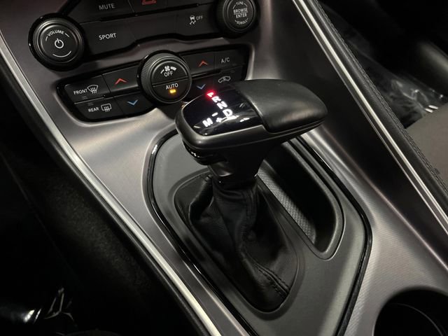 Used 2021 Dodge Challenger SXT image 19