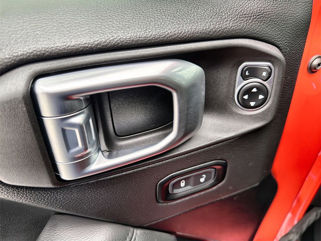 Used 2021 Jeep Wrangler Unlimited Sahara image 15