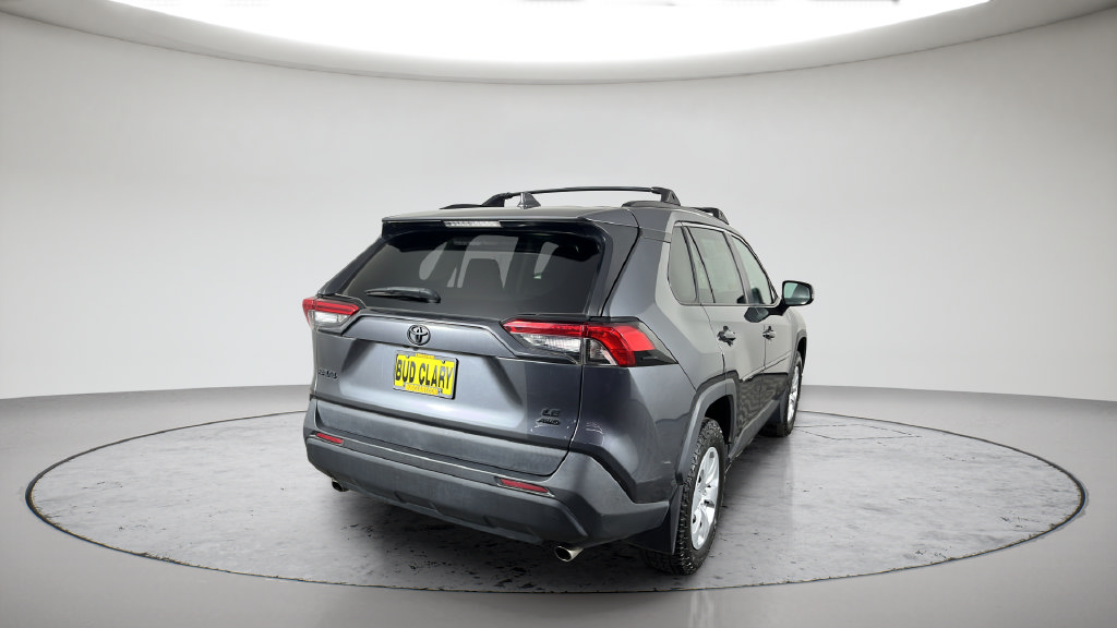 Used 2020 Toyota RAV4 LE w/ All Weather Liner Package AWD/4WD image 8