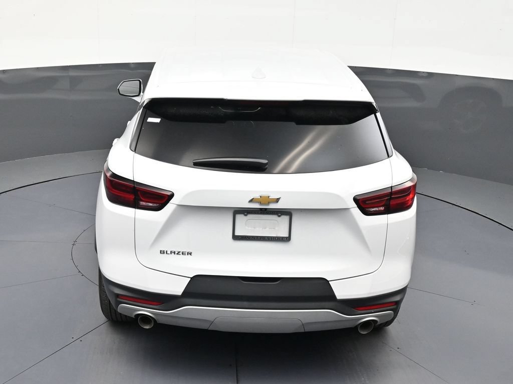 Used 2023 Chevrolet Blazer LT FWD image 15