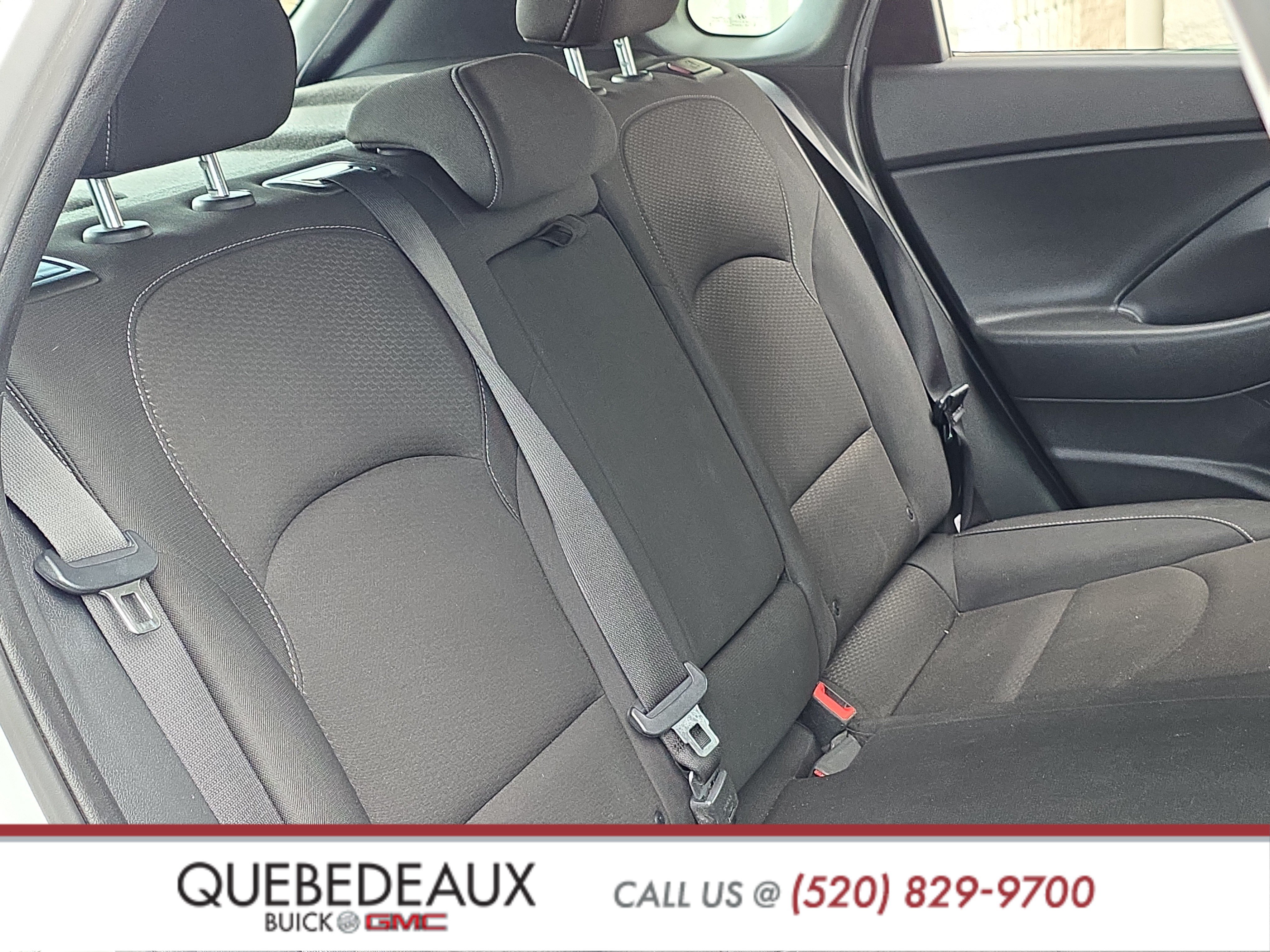Used 2018 Hyundai Elantra GT FWD image 26