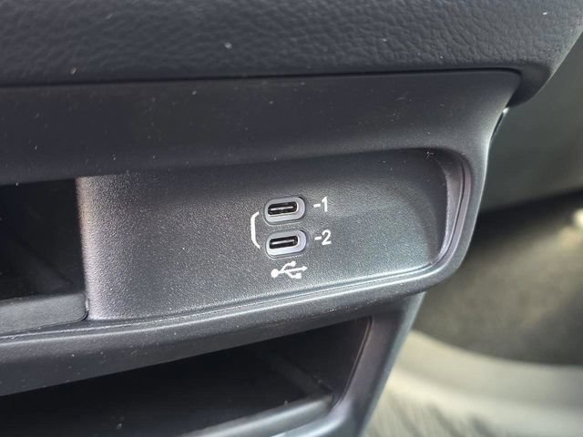 New 2026 Chrysler Voyager LX FWD image 22