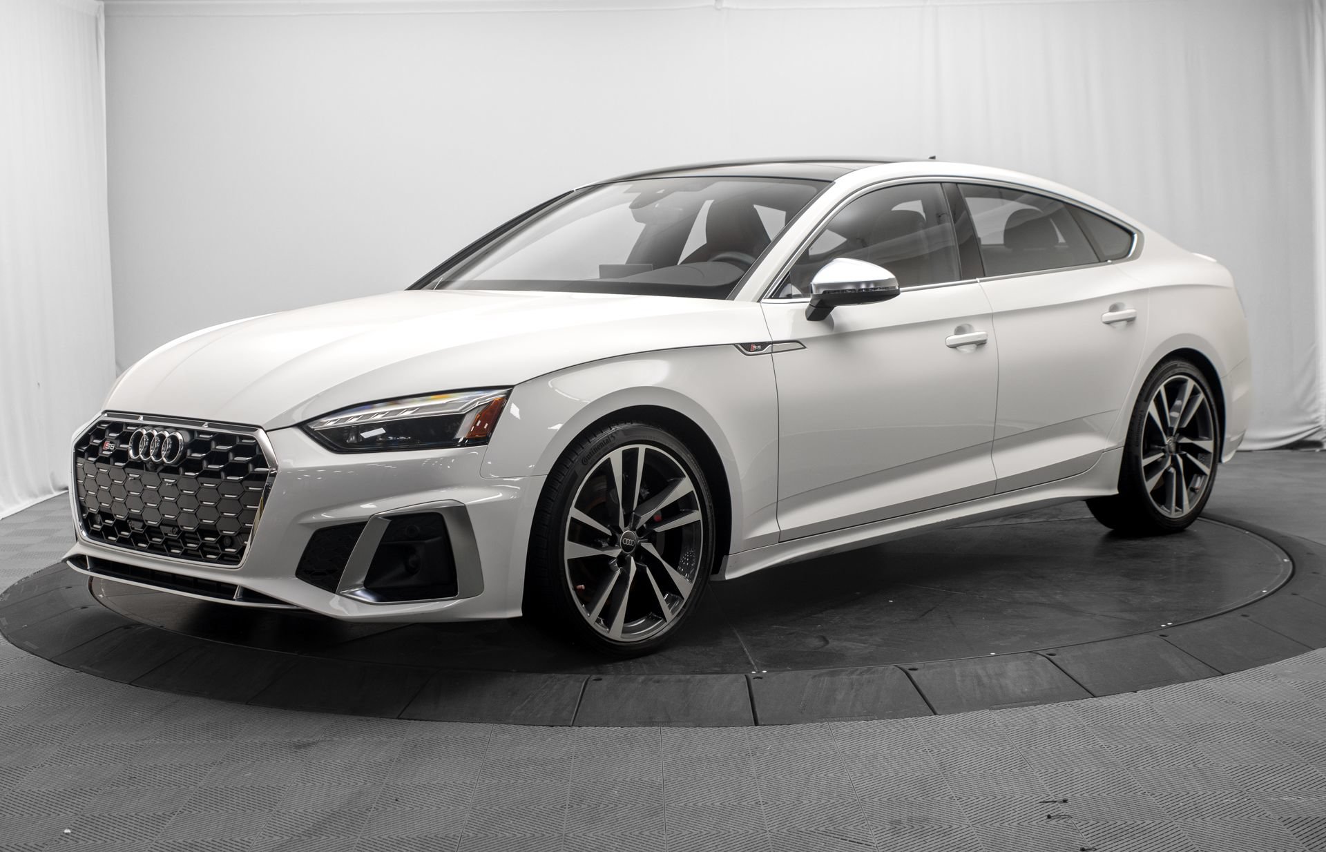 Used 2023 Audi S5 Premium Plus w/ Premium Plus Package AWD/4WD image 7