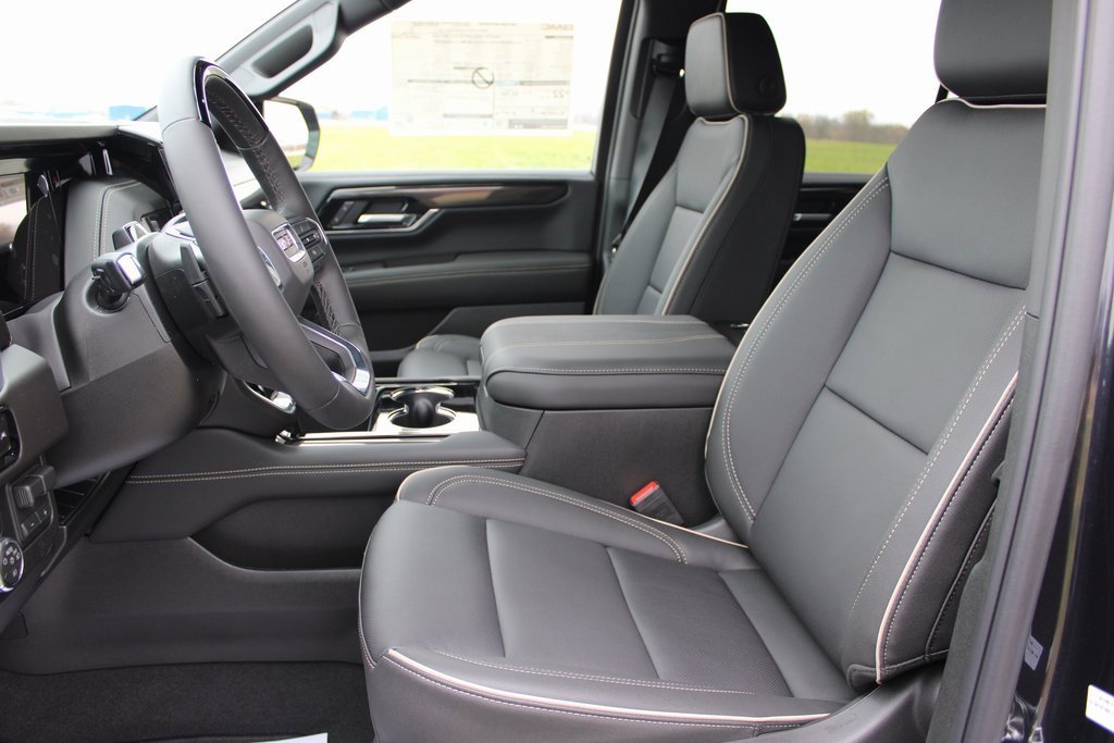 New 2026 GMC Yukon Elevation image 9