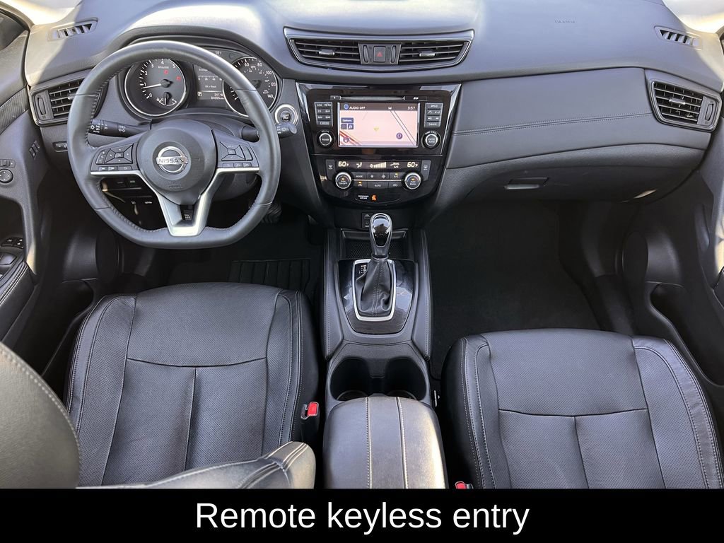 Used 2017 Nissan Rogue SL w/ SL Premium Package image 13