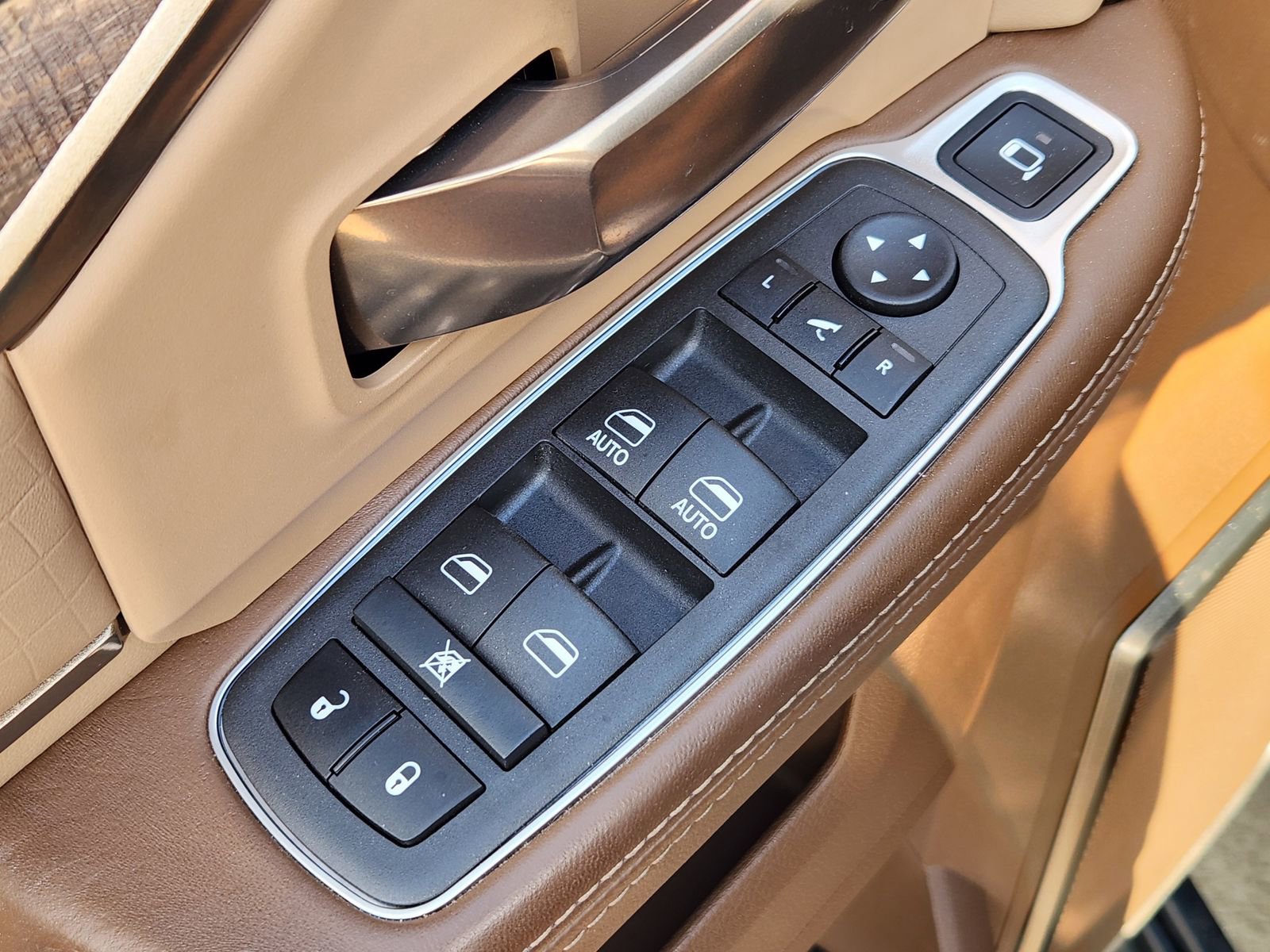 Used 2022 RAM 2500 Limited image 36