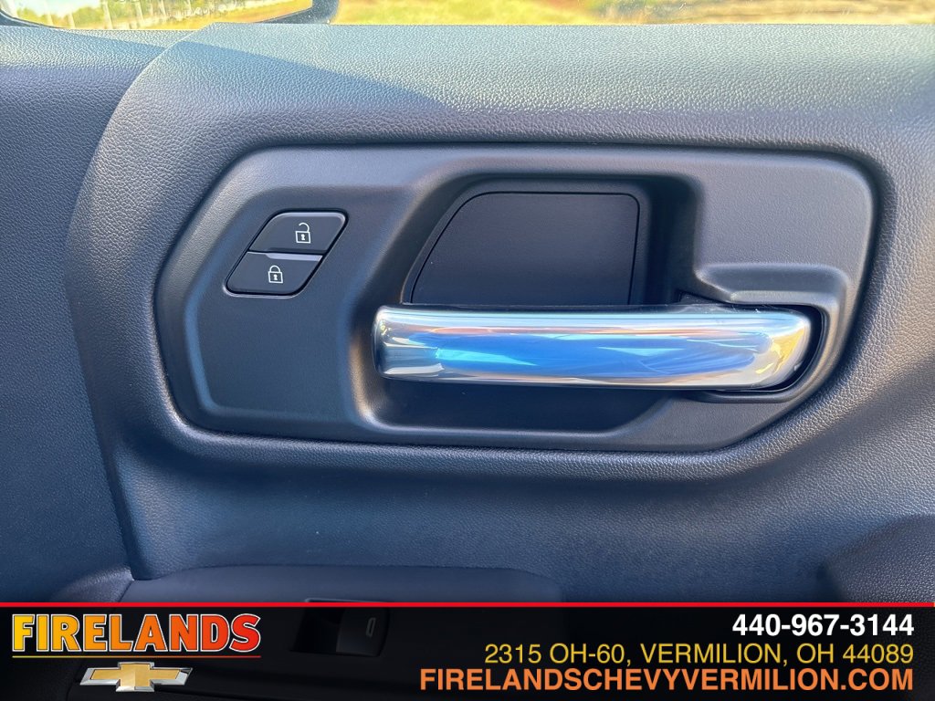 New 2026 Chevrolet Silverado 1500 Custom Trail Boss w/ LPO, Dark Essentials Package image 23