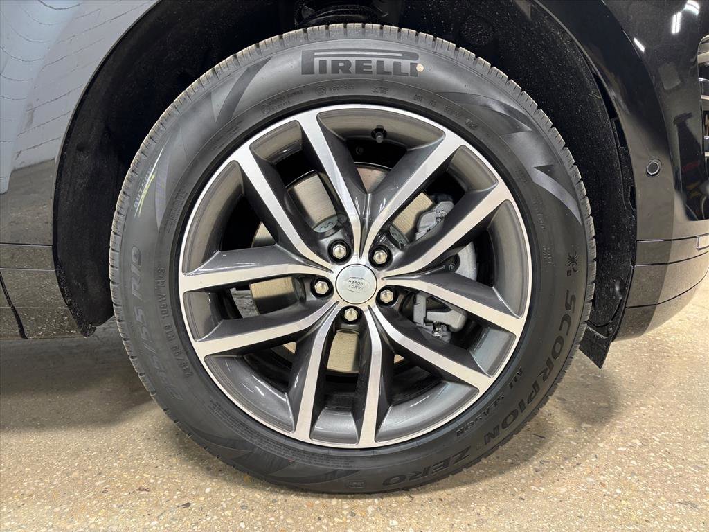 New 2026 Land Rover Range Rover Evoque Dynamic SE image 11