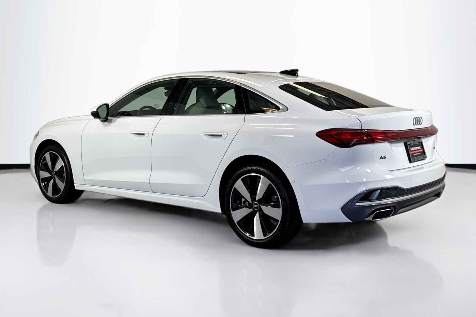 Used 2025 Audi A5 2.0T Prestige w/ 19" Wheel Package image 7