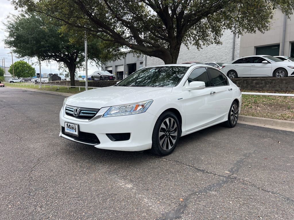 Used 2015 Honda Accord Touring image 3