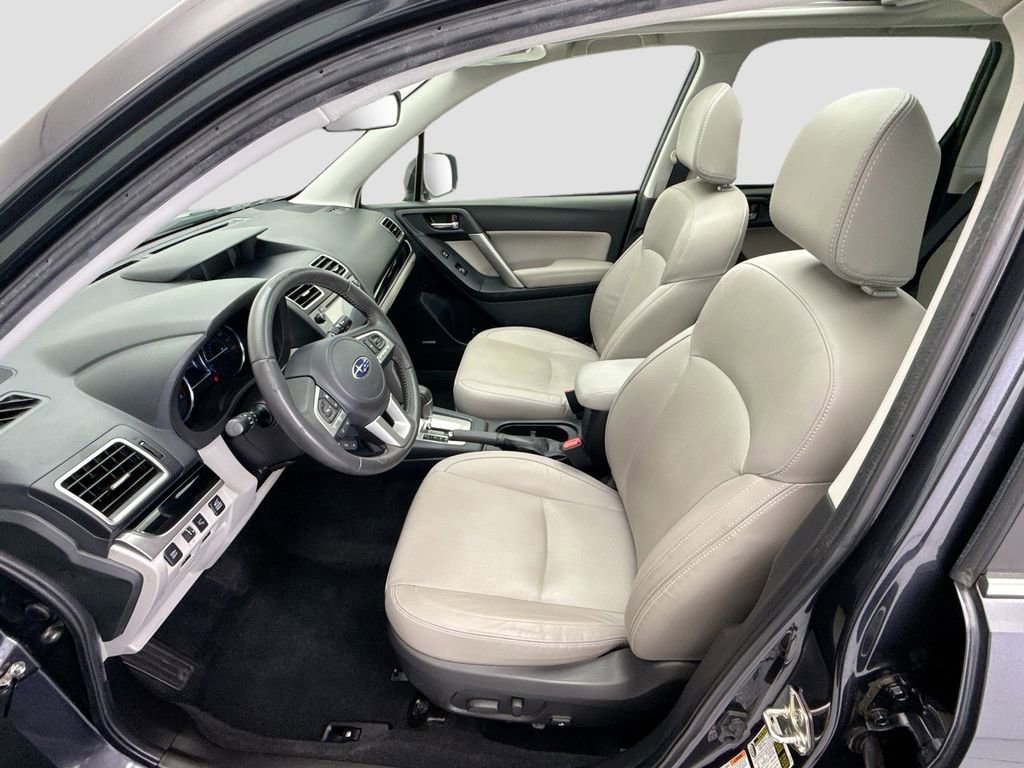 Used 2017 Subaru Forester 2.5i Limited AWD/4WD image 18