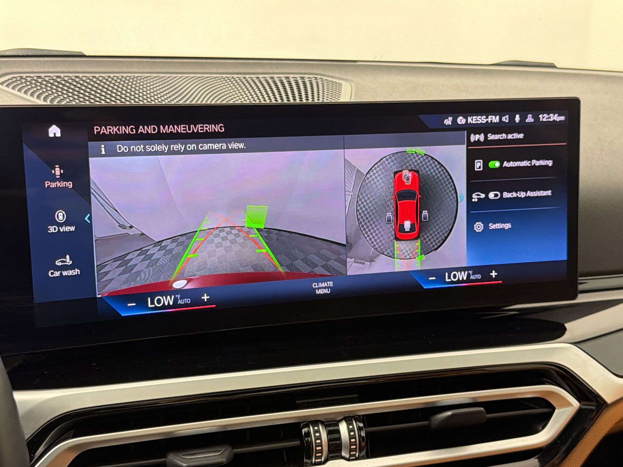 Used 2023 BMW 330i Sedan w/ Premium Package image 26