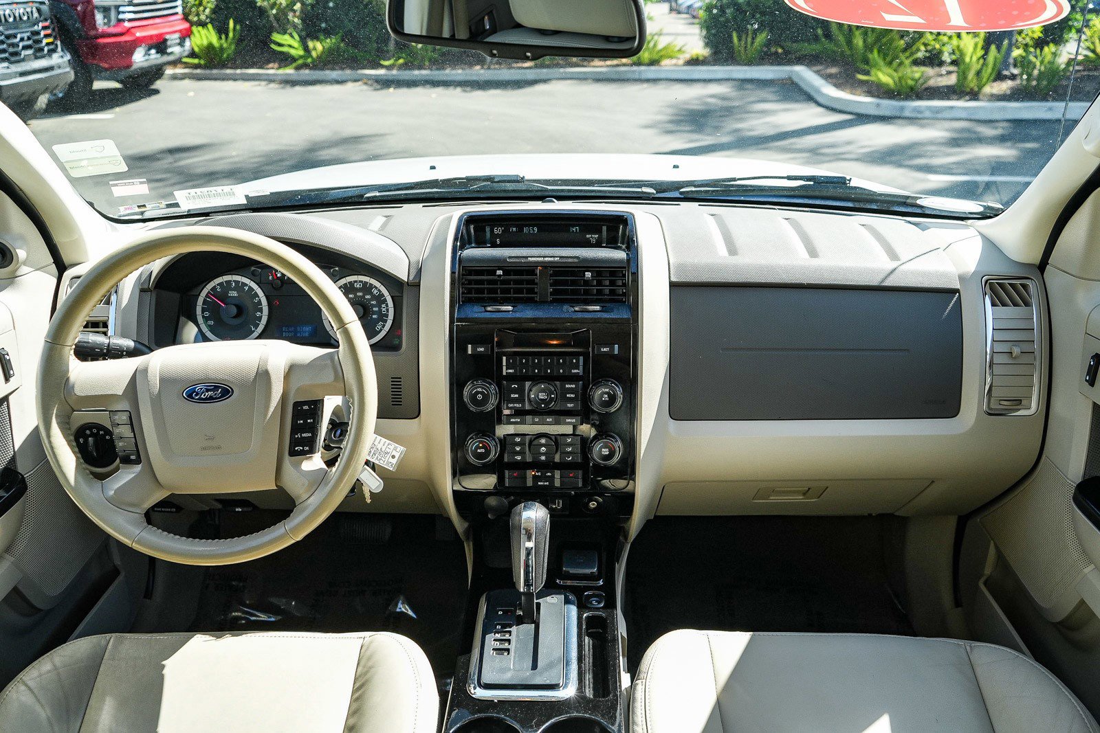 Used 2012 Ford Escape Limited AWD/4WD image 12