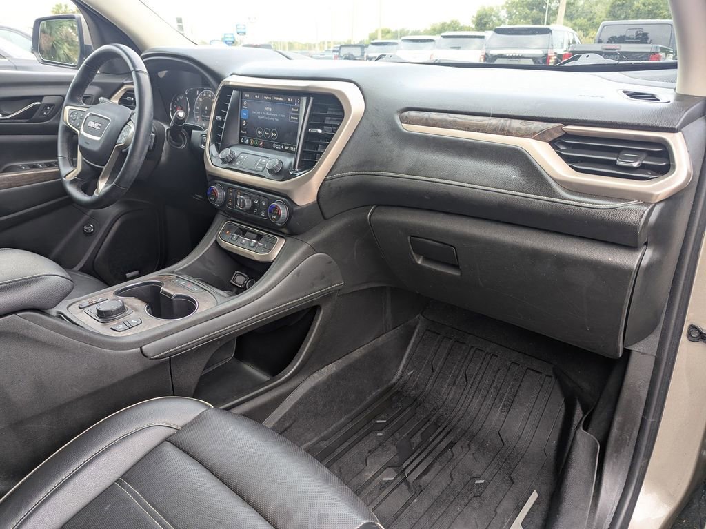 Certified 2023 GMC Acadia Denali w/ Denali Ultimate Package image 10