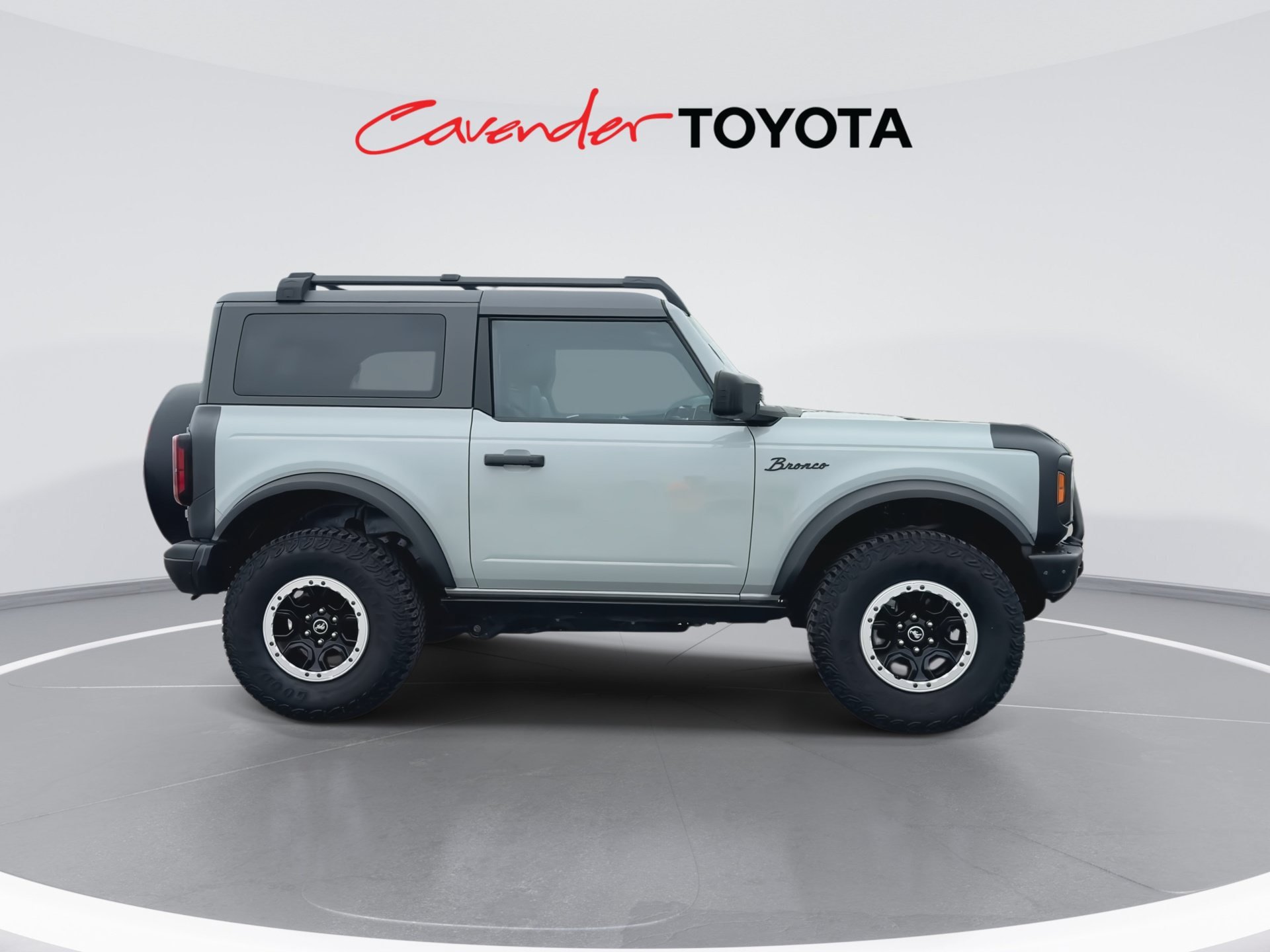 Used 2022 Ford Bronco Badlands w/ Sasquatch Package AWD/4WD image 9