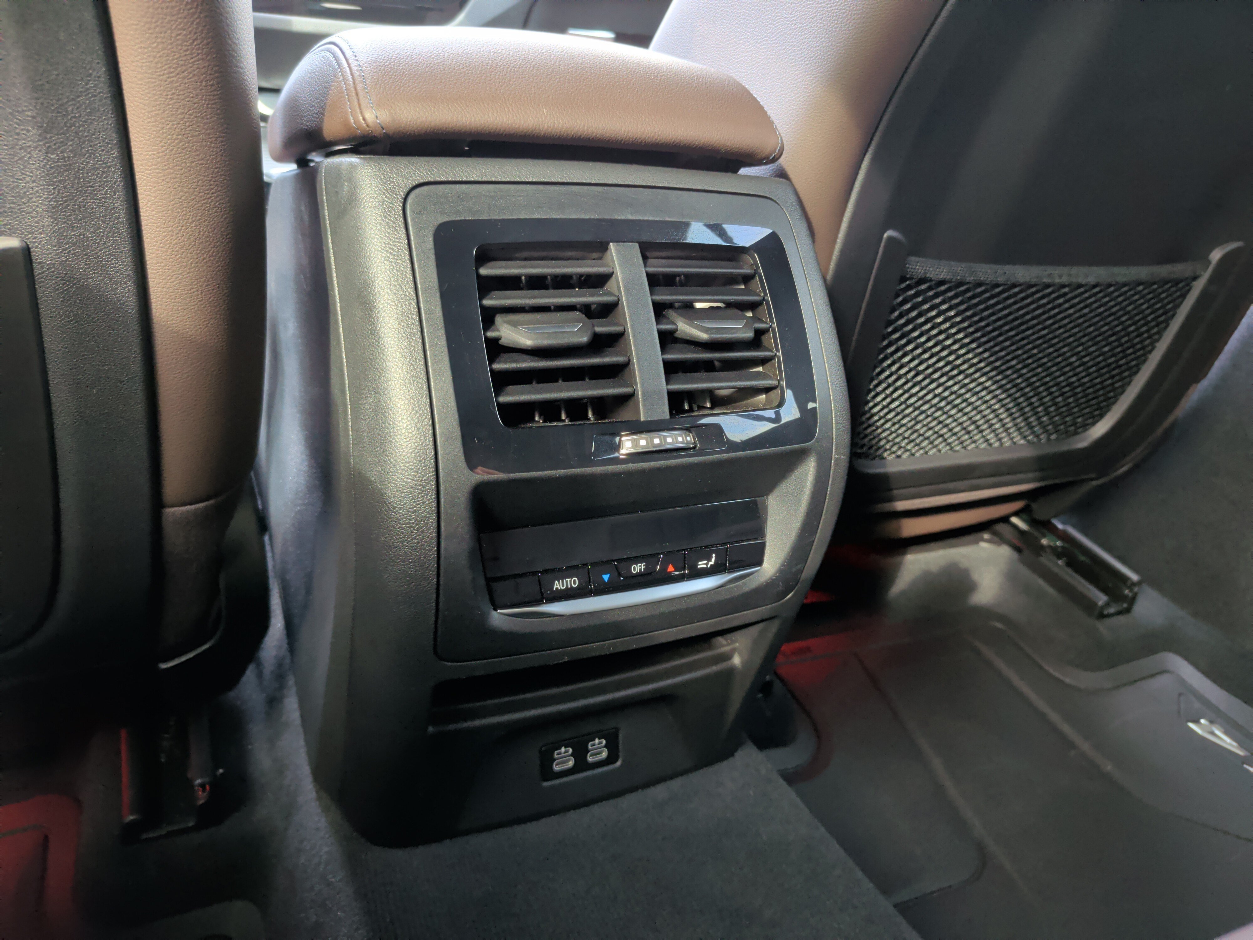 Used 2022 BMW X4 xDrive30i AWD/4WD image 36