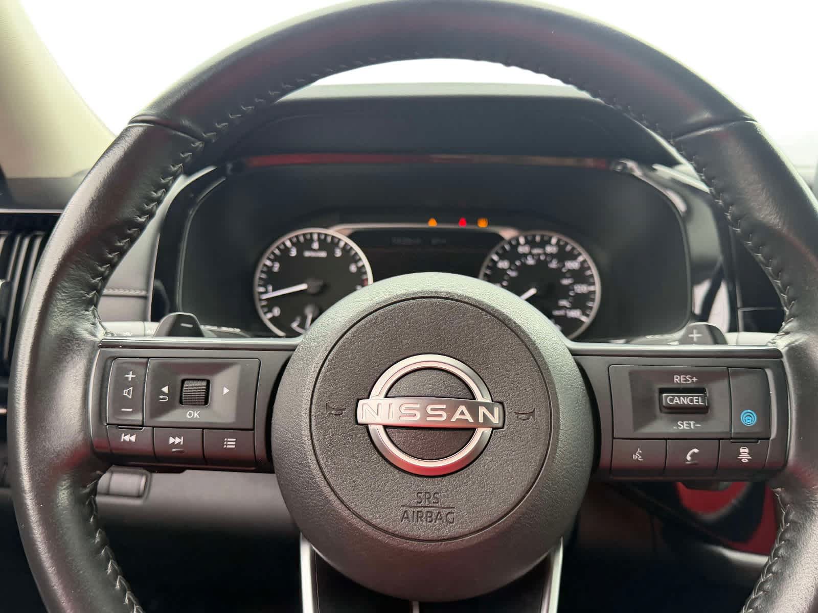 Used 2024 Nissan Pathfinder SV AWD/4WD image 30